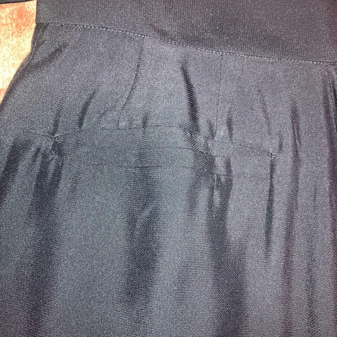 ＭＯSCHINO クチュールブラックベルト付き キュロット　イタリア製