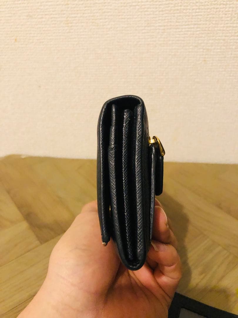 PRADA ブラック レザー 長財布