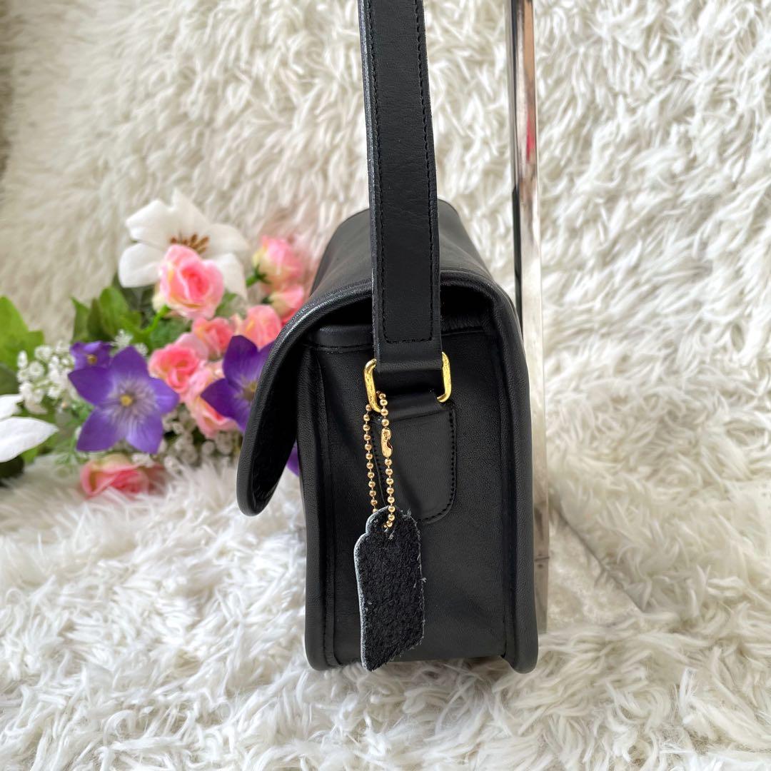 COACHオールドコーチ ブラックレザーショルダーバッグ ターンロックUSA製