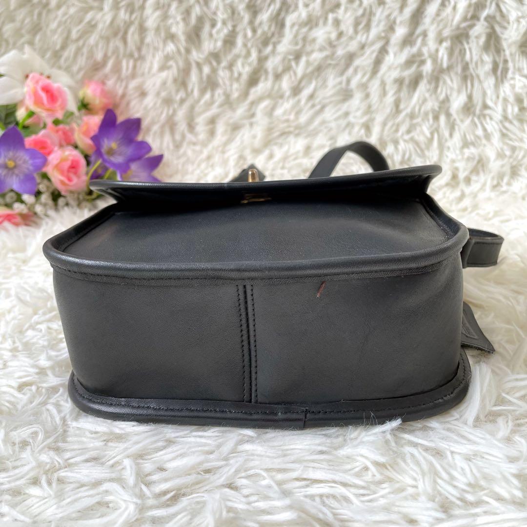 COACHオールドコーチ ブラックレザーショルダーバッグ ターンロックUSA製