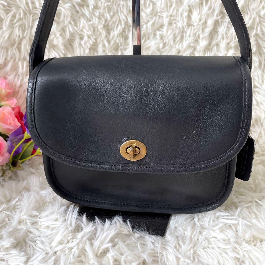 COACHオールドコーチ ブラックレザーショルダーバッグ ターンロックUSA製