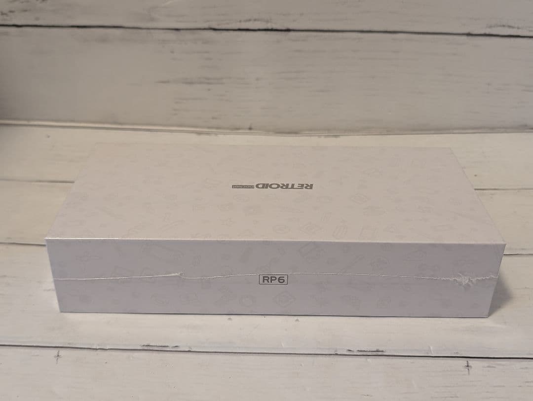 Retroid Pocket 6 8GB+128GB　Silverカラー