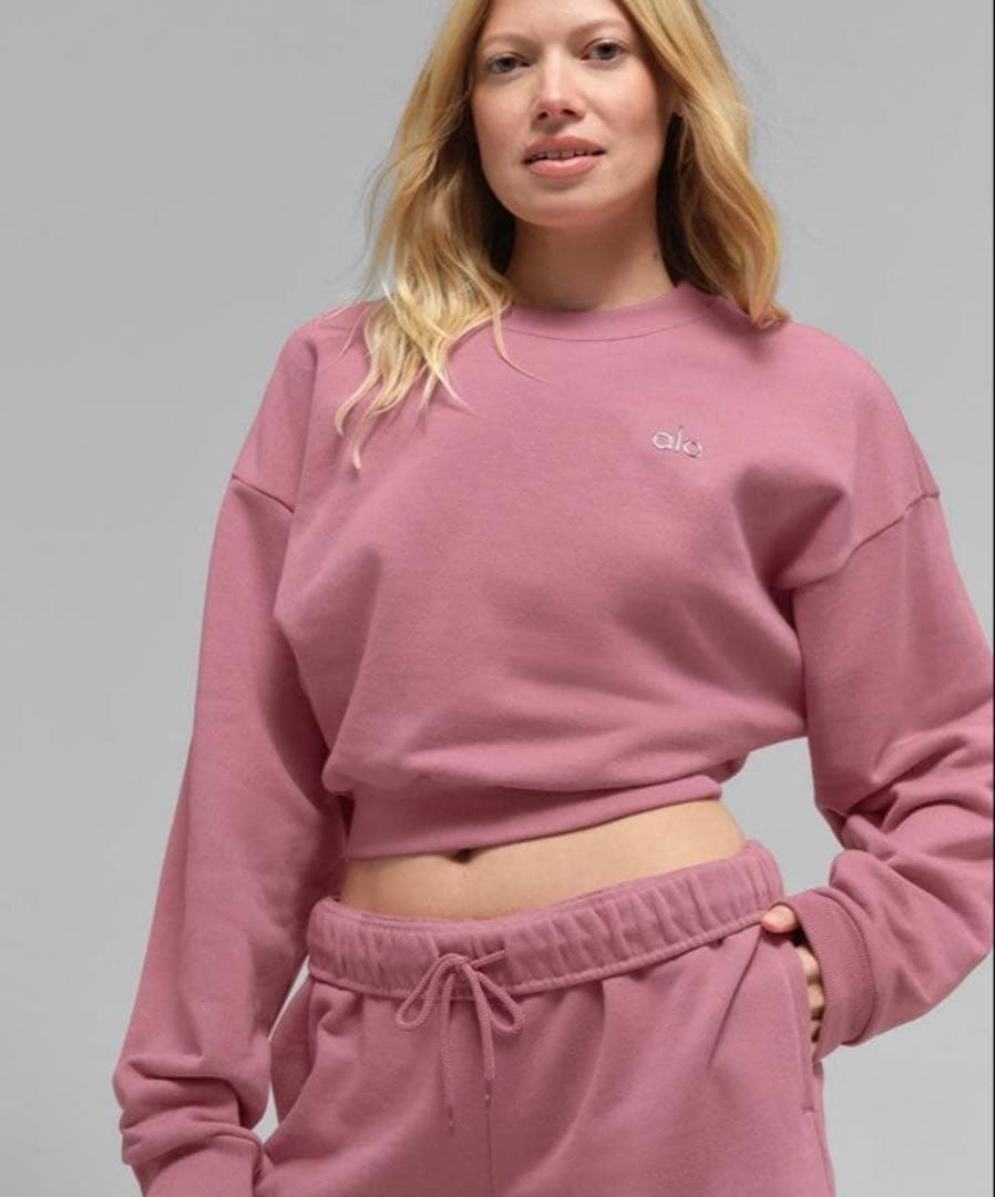 新品 Alo クロップドスウェット　ピンク