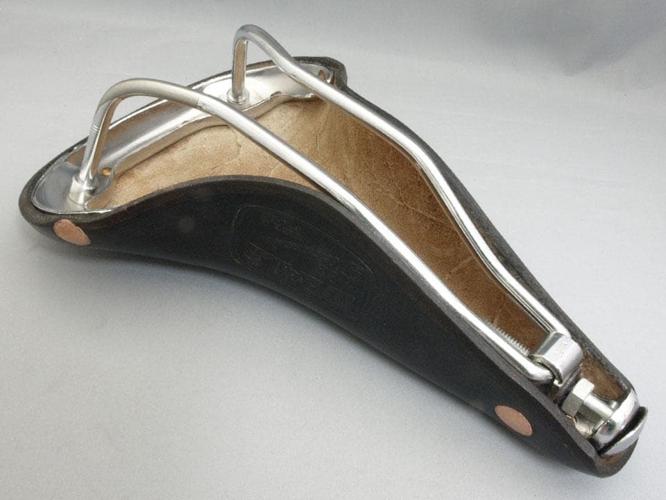 イディアル（IDEALE）サドル 92ディアゴナール黒 新品未使用品