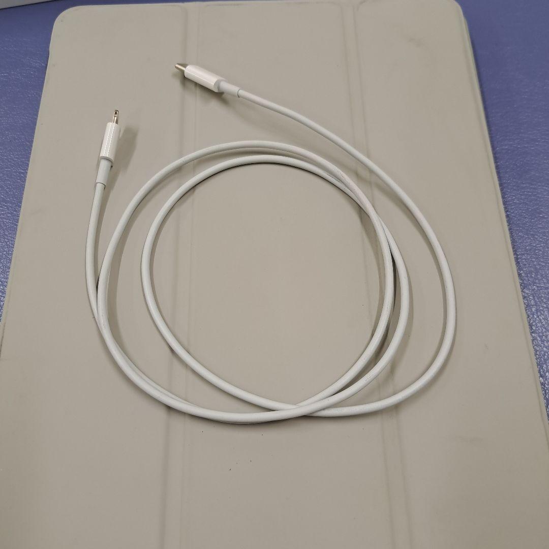 iPad　9世代　64GB　WiFiモデル