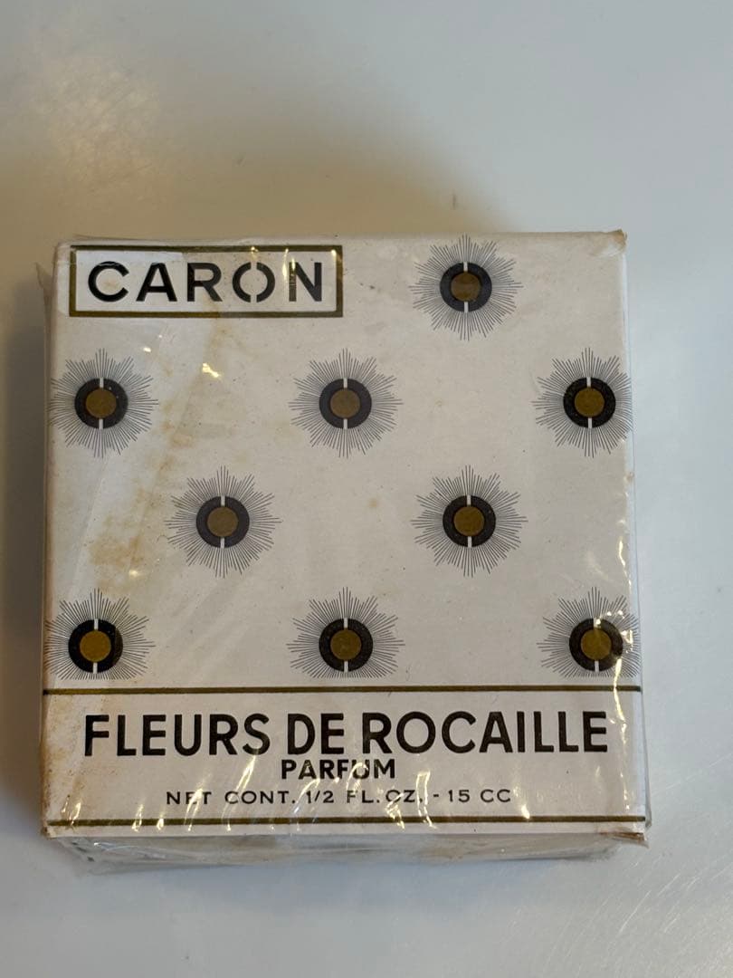 未開封　キャロン（CARON）の香水「フルール・ド・ロカイユのパルファム