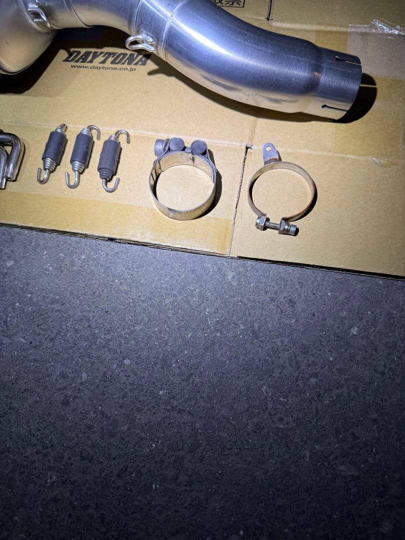 AKRAPOVIC マフラー カーボンファイバー