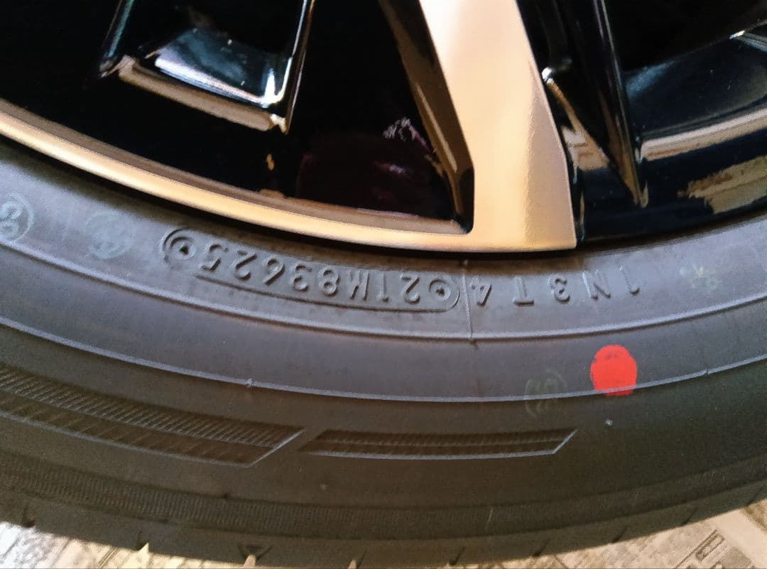 【③】新型クラウンクロスオーバー19インチタイヤホイールセット(その3）