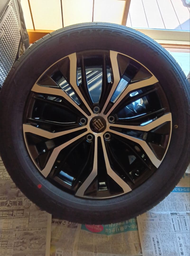 【③】新型クラウンクロスオーバー19インチタイヤホイールセット(その3）