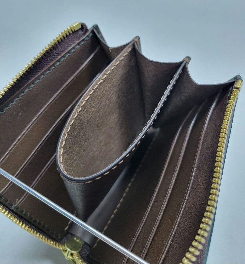 L字ファスナー財布　イタリアレザー　小銭入れ　コンパクト財布　ハンドメイド