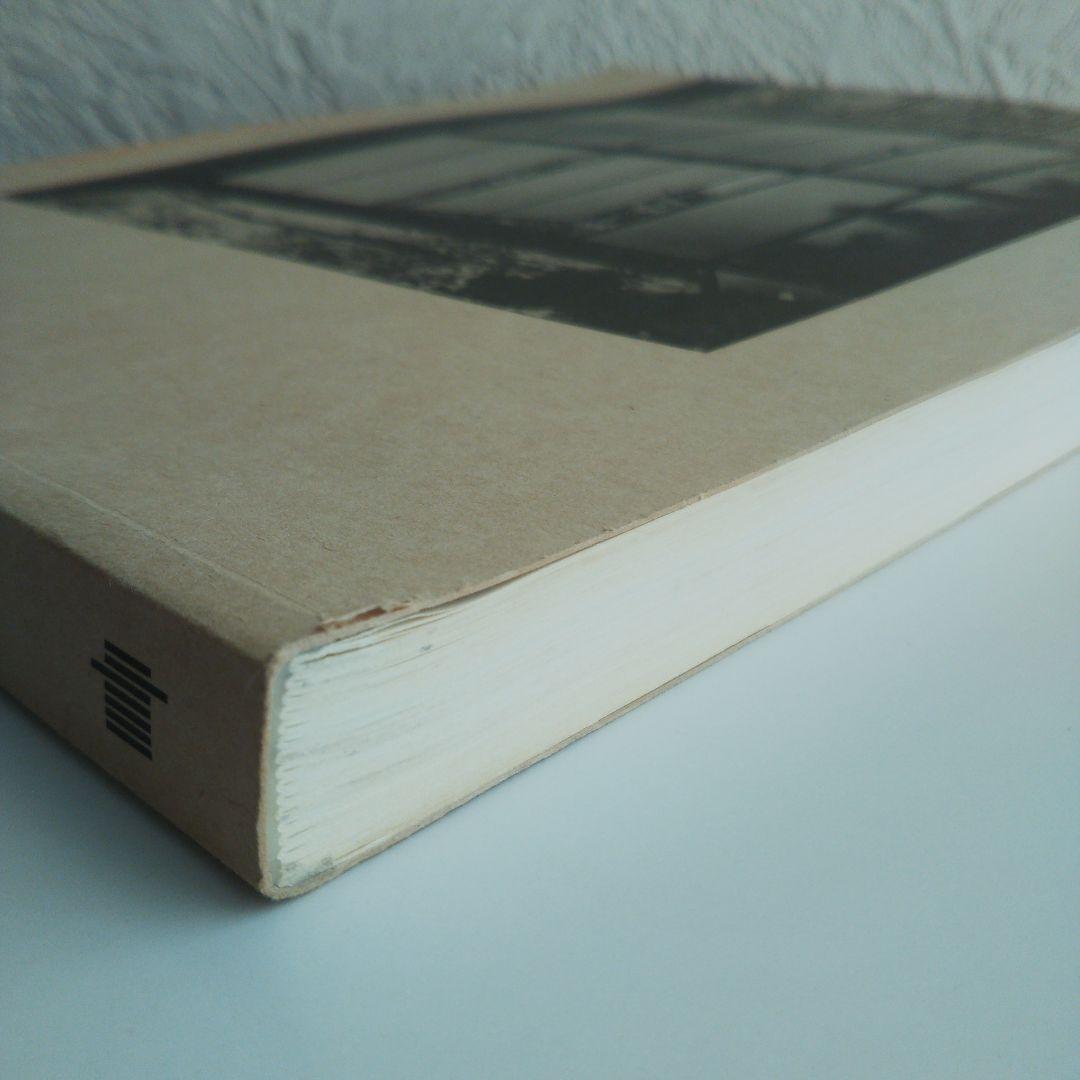 ブループリンツ フォー モダン リヴィング ペーパーバック