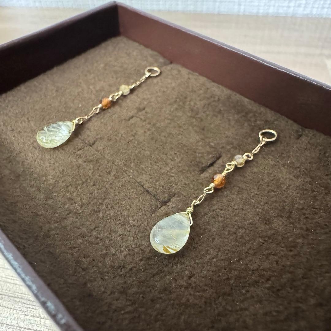 agete ルチルピアスチャーム