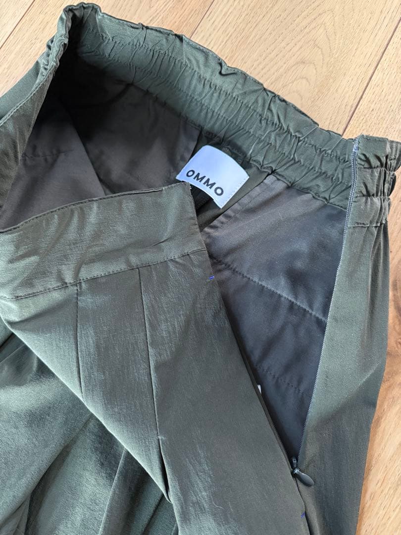 パンツ OMMO TUCK BALLOON PT