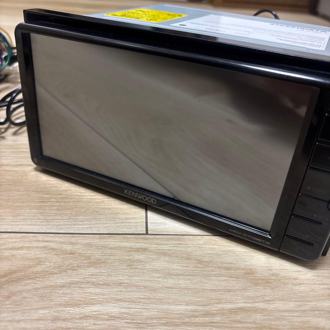 美品 2022年製 ケンウッド 彩速ナビ MDV-D708BTW カメラ付き