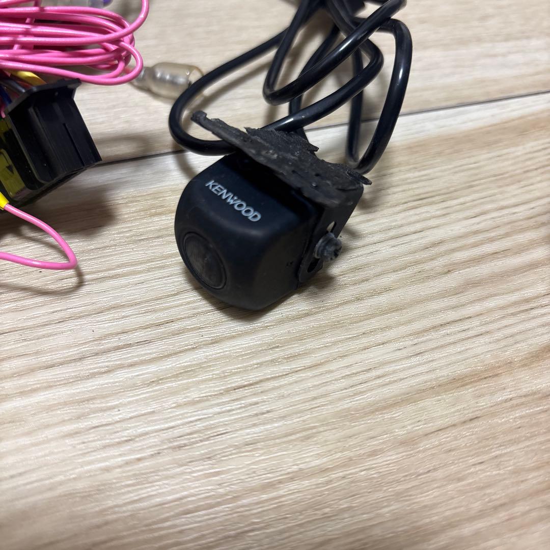 美品 2022年製 ケンウッド 彩速ナビ MDV-D708BTW カメラ付き