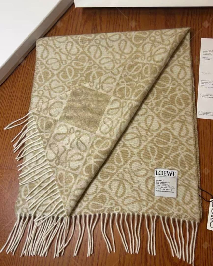 モカピー様LOEWE 大判ストール ベージュ
