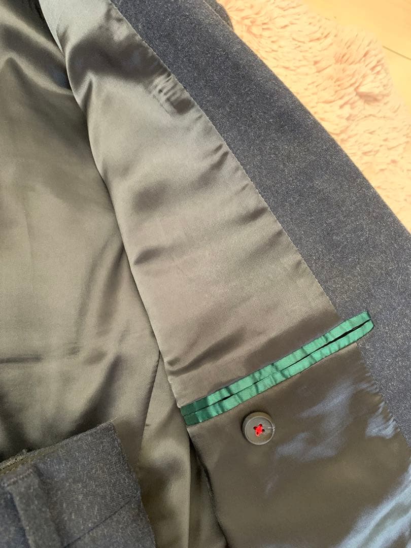 【新品未使用品】hugoboss フランネル素材ネイビースーツ　サイズ44