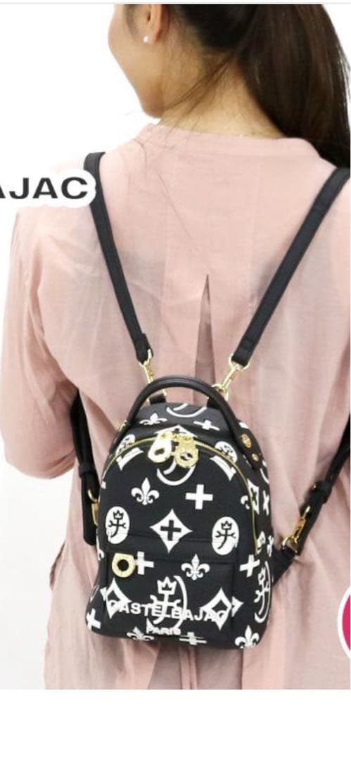 ゴルフバッグ・キャディバッグ CASTELEBAJAC