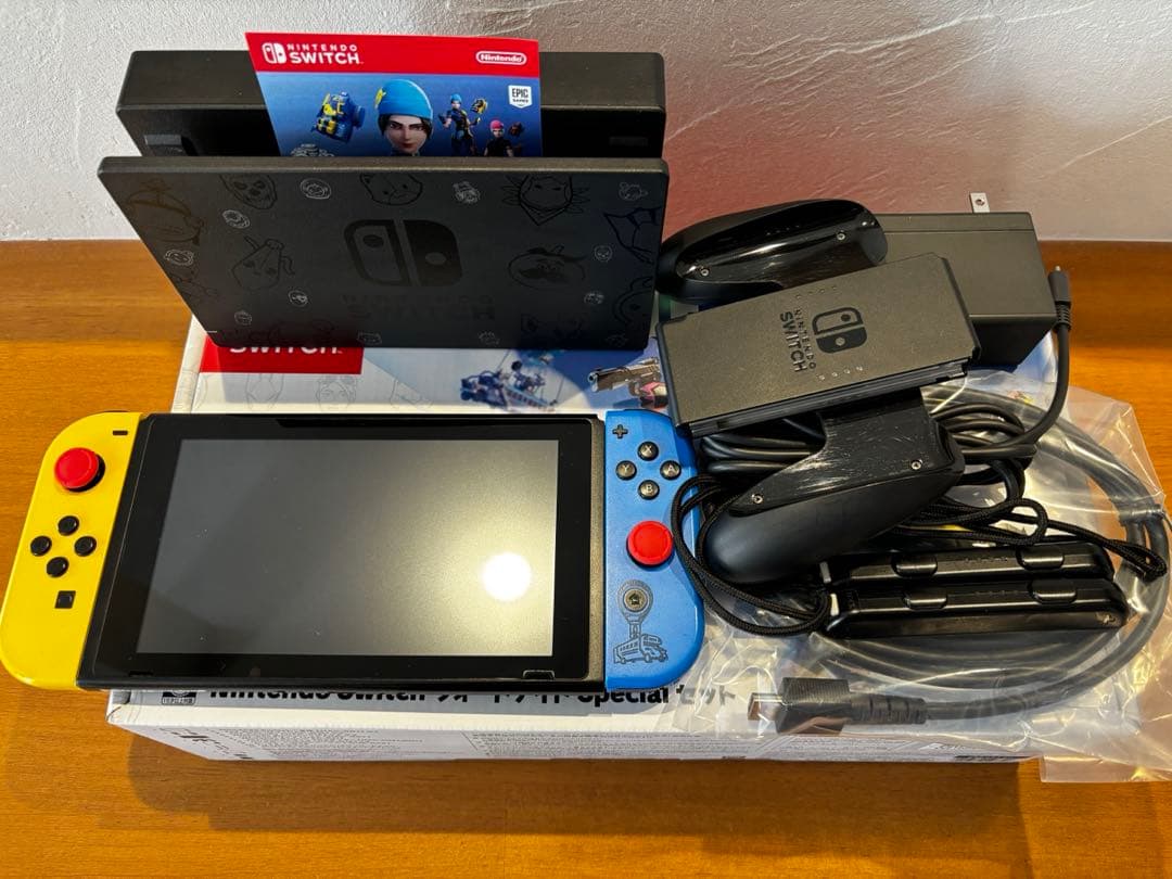 おまけ付 ＊ Nintendo Switch フォートナイト スペシャルセット