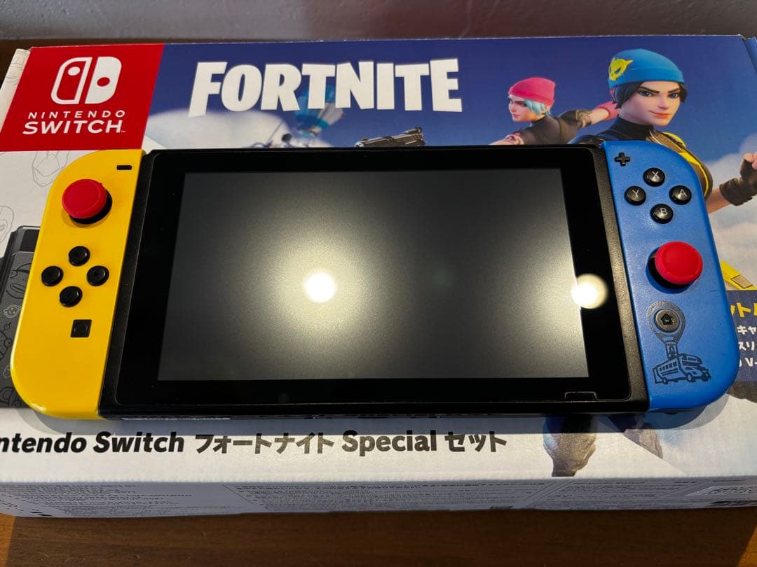 おまけ付 ＊ Nintendo Switch フォートナイト スペシャルセット