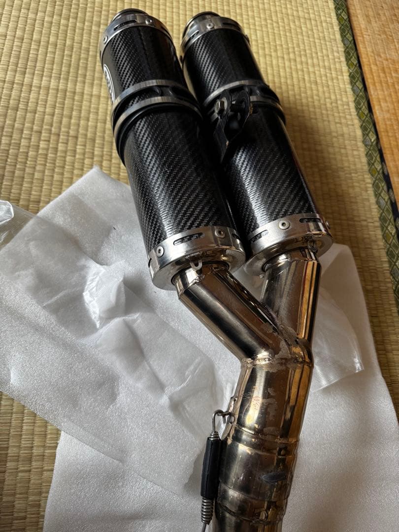 値下げ‼️CBR 1000RR SC57 SHARKスリップオンマフラー