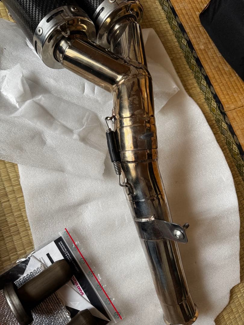 値下げ‼️CBR 1000RR SC57 SHARKスリップオンマフラー