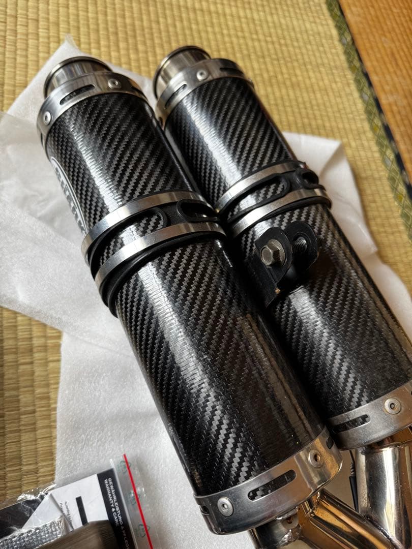 値下げ‼️CBR 1000RR SC57 SHARKスリップオンマフラー