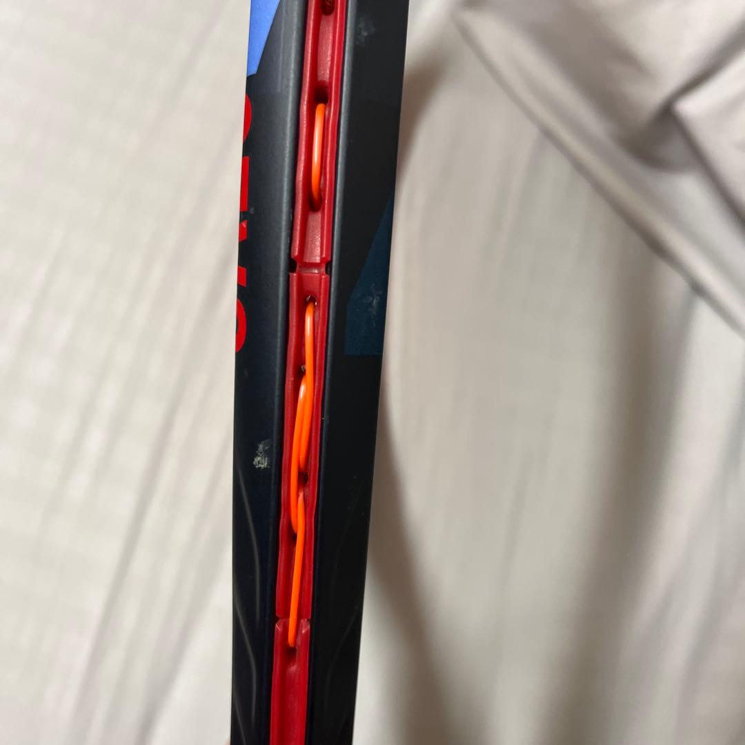 YONEX VCORE 100テニスラケット