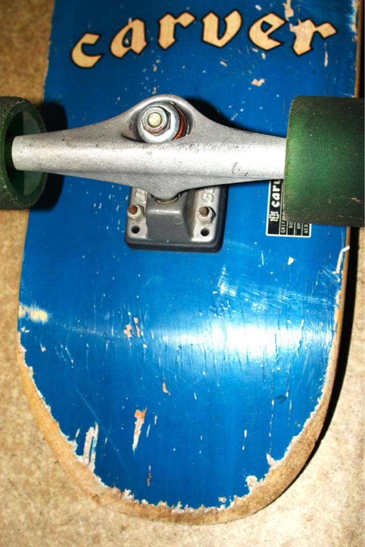 carver Griffin サーフスケートボード　シリアルプレート付き