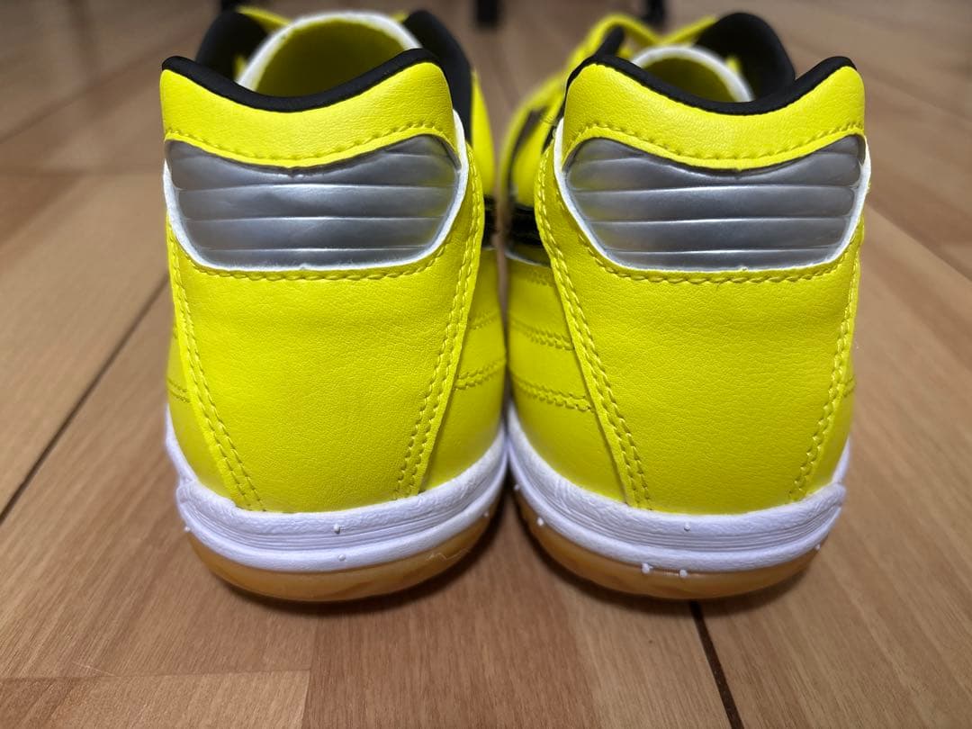 ミズノモレリア 30周年記念限定カラー