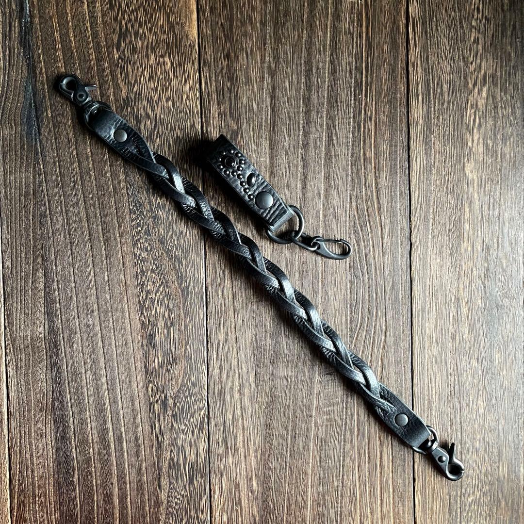 編み込みレザーウォレットコード　TYPEB シボ　黒染　HTC CALEE