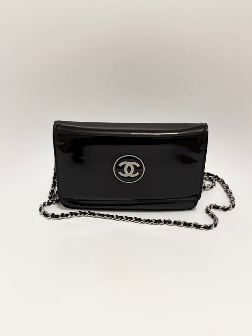 美品 CHANEL シャネル　パテント　エナメル　チェーンウォレット バッグ