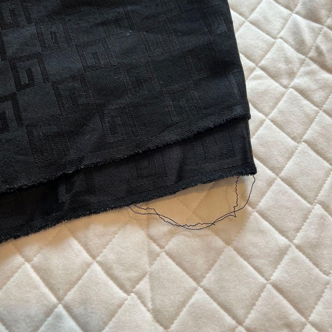 GUCCI ブラック マフラー フリンジ付き ストール