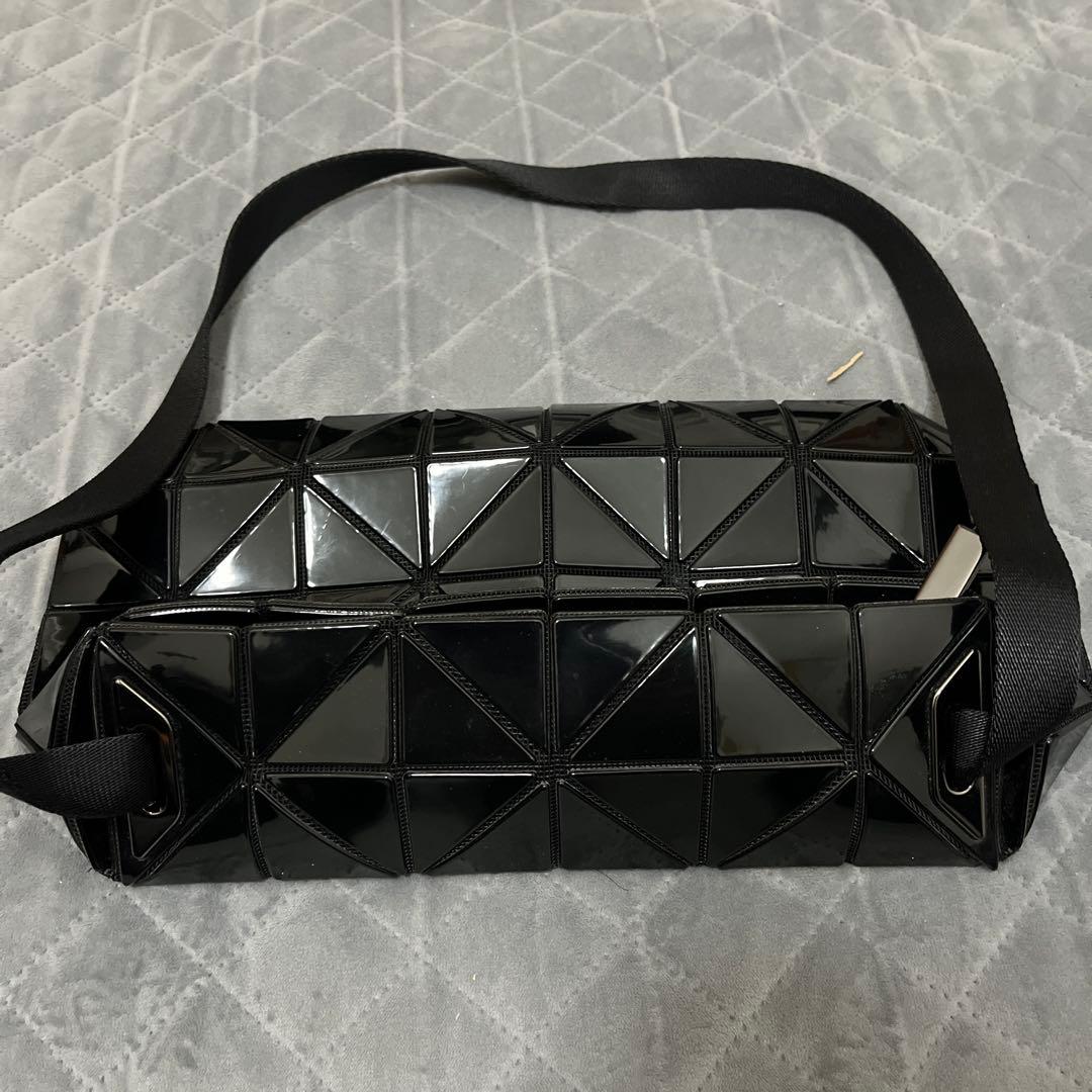 BAOBAO ISSEY MIYAKE クロスボディバック