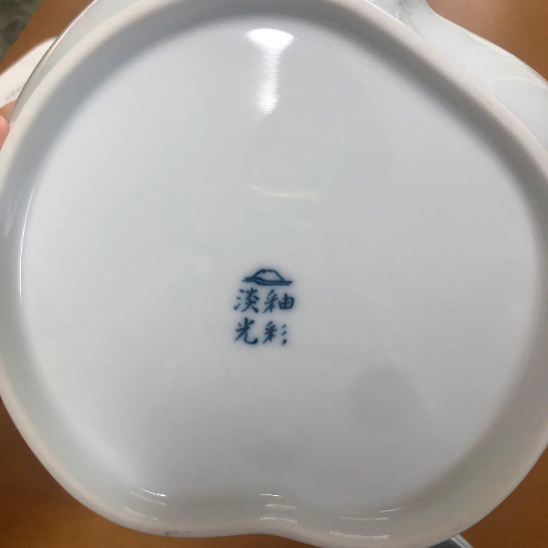 深川製磁　釉彩小鳥　彫刻皿　木箱入り