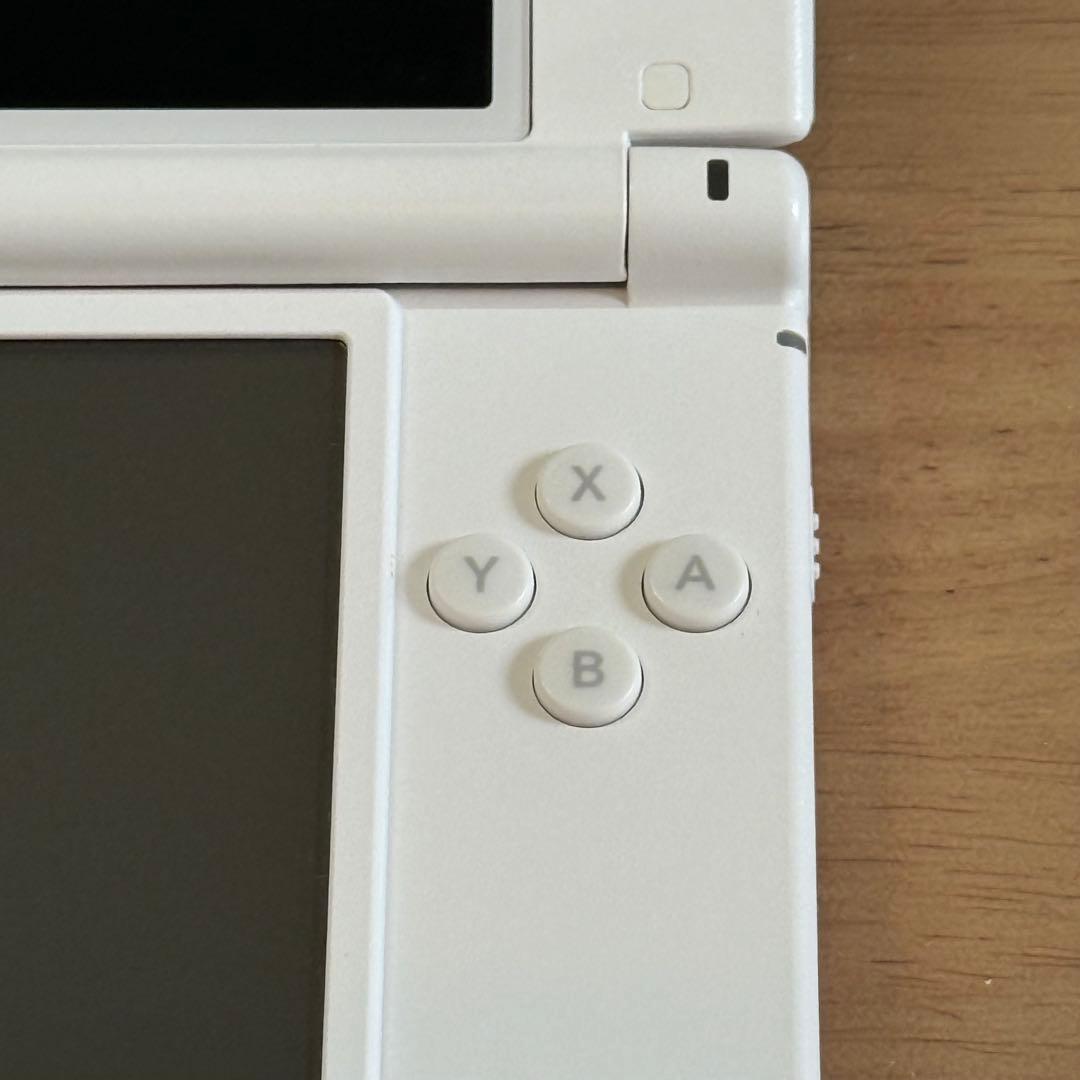 7-176 ニンテンドー3DS LL ピンク×ホワイト 箱付き