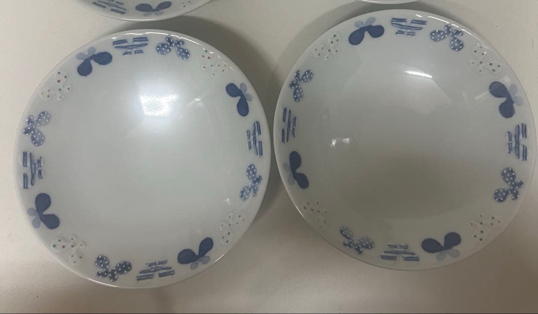 砥部焼　皐月窯　ちょう　7寸リム皿２枚　浅鉢２枚　4枚セット