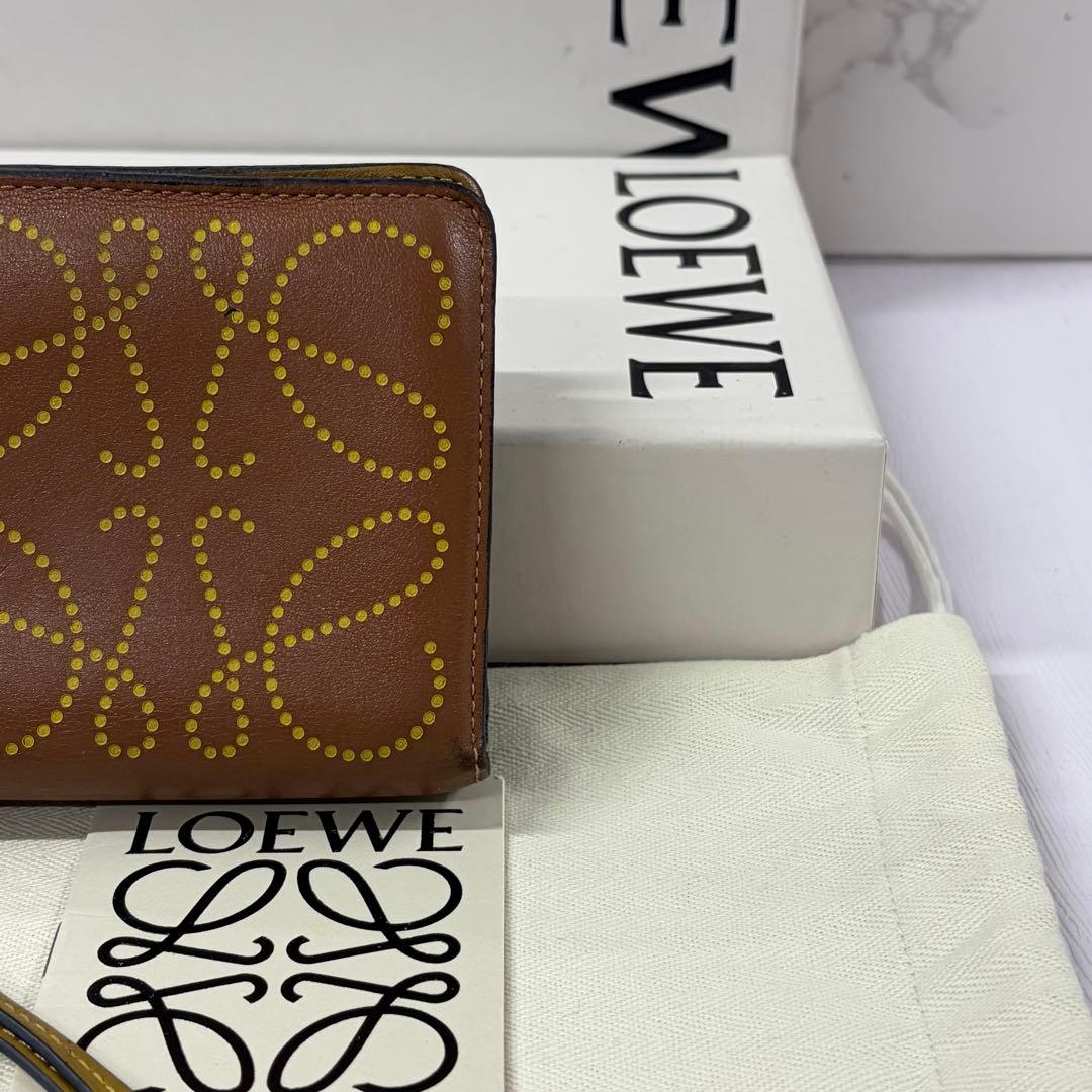 新品同様‼️ 現行　ロエベ　LOEWE 財布　二つ折り　折り財布　アナグラム
