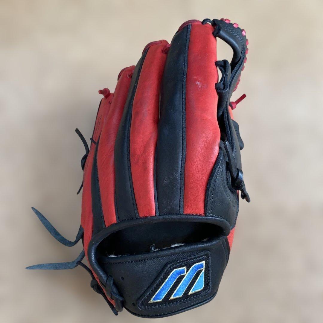 ミズノ　赤黒 軟式野球グローブ　外野用