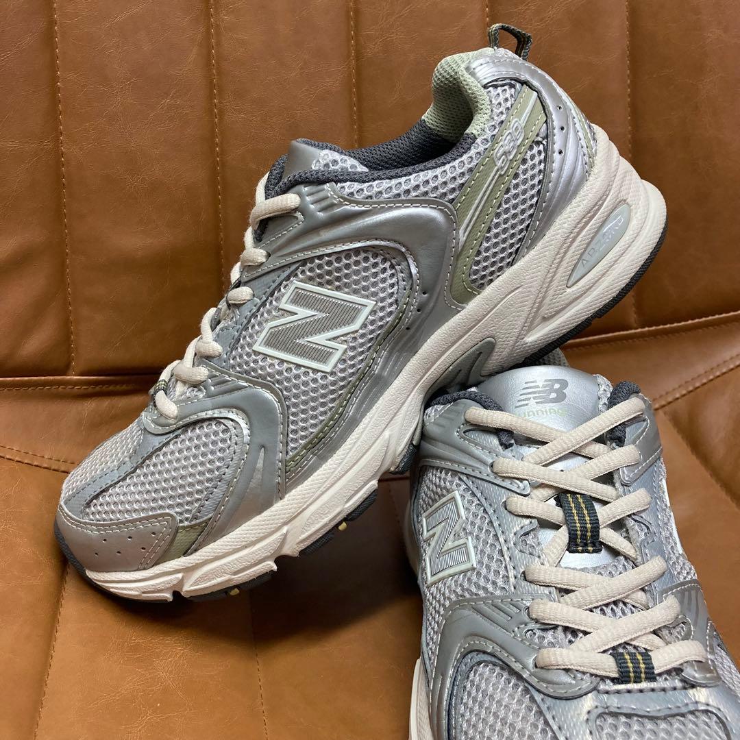 【美品】ニューバランス MR530 レディース 25cm グレー ホワイト