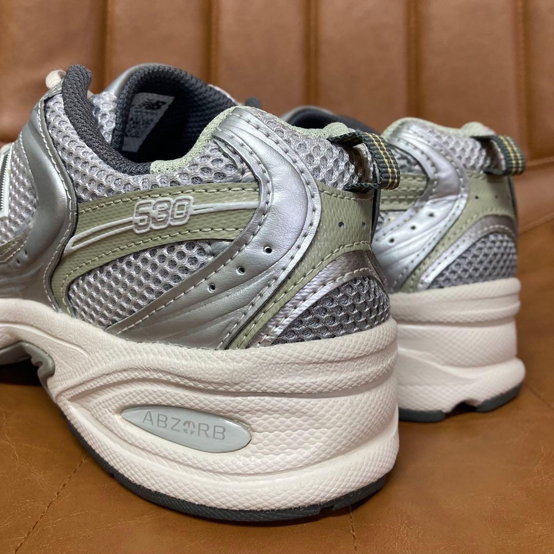 【美品】ニューバランス MR530 レディース 25cm グレー ホワイト