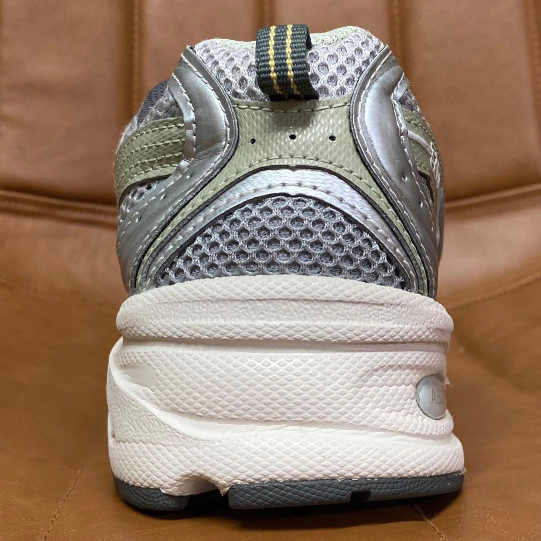 【美品】ニューバランス MR530 レディース 25cm グレー ホワイト