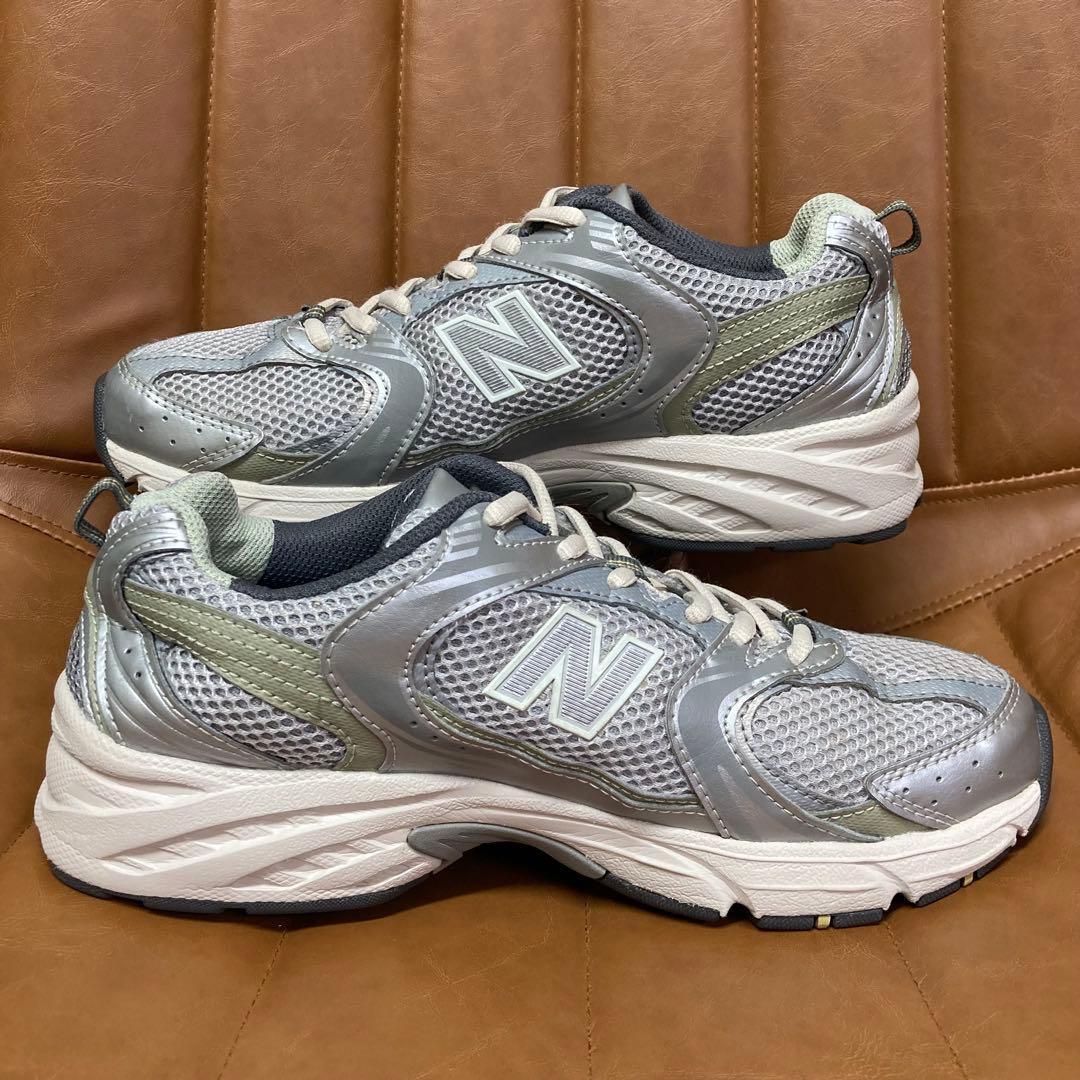 【美品】ニューバランス MR530 レディース 25cm グレー ホワイト