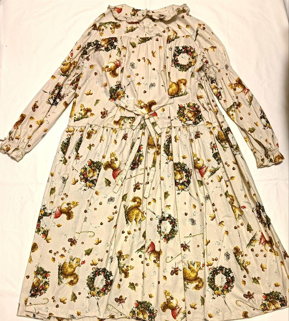 ピンクハウス　ウィンターフォレストトリート柄ワンピース