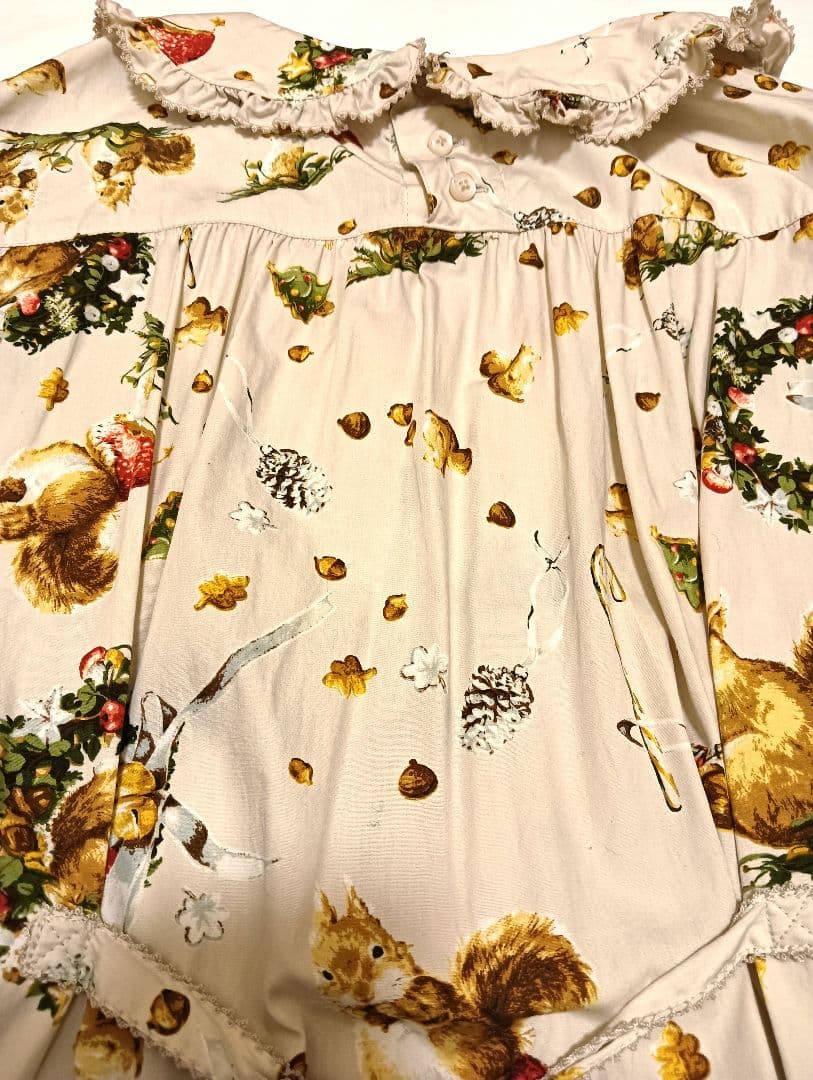 ピンクハウス　ウィンターフォレストトリート柄ワンピース