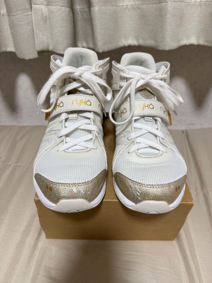 【美品・廃盤カラー】ライカ テナシティー ダンスシューズ