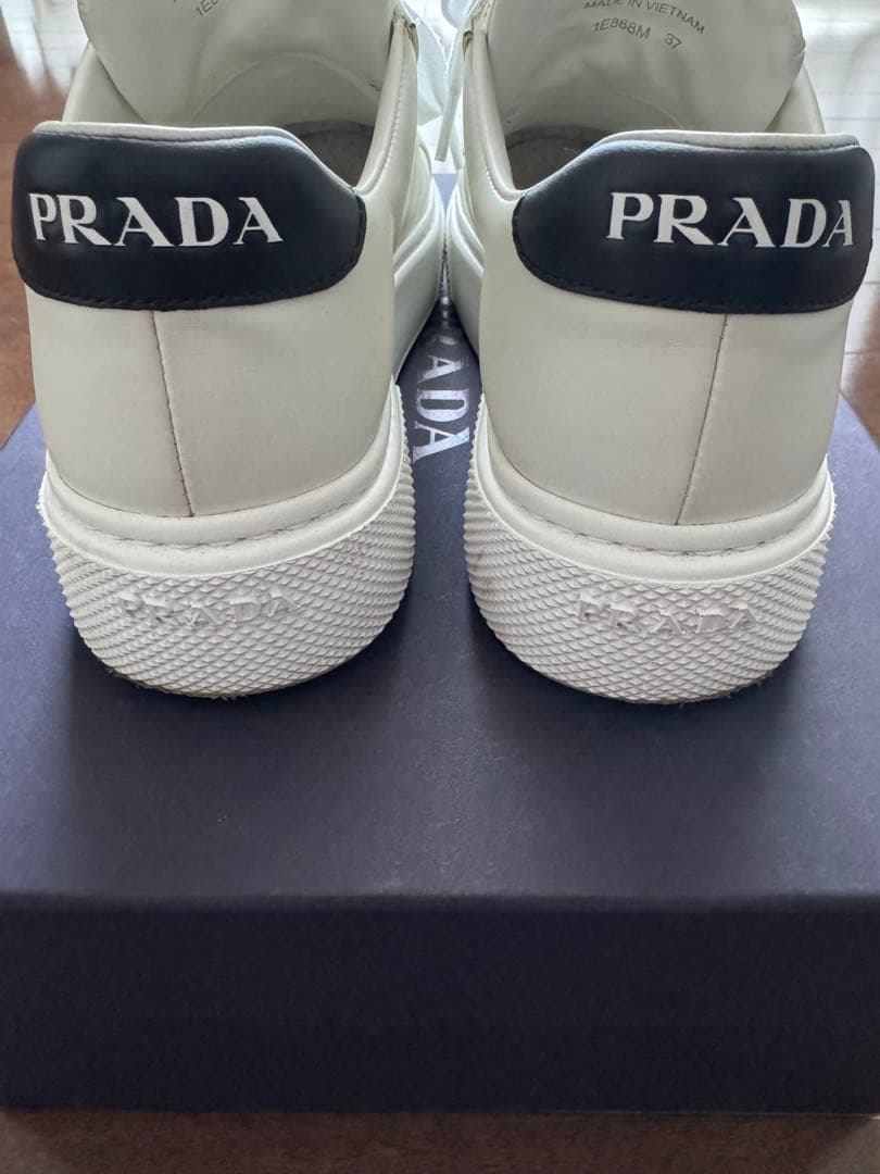 美品！PRADA スニーカー 37