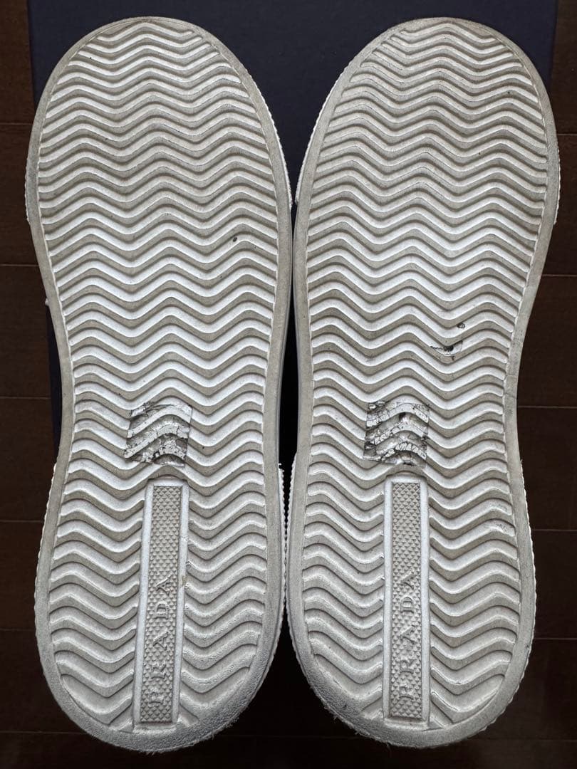 美品！PRADA スニーカー 37