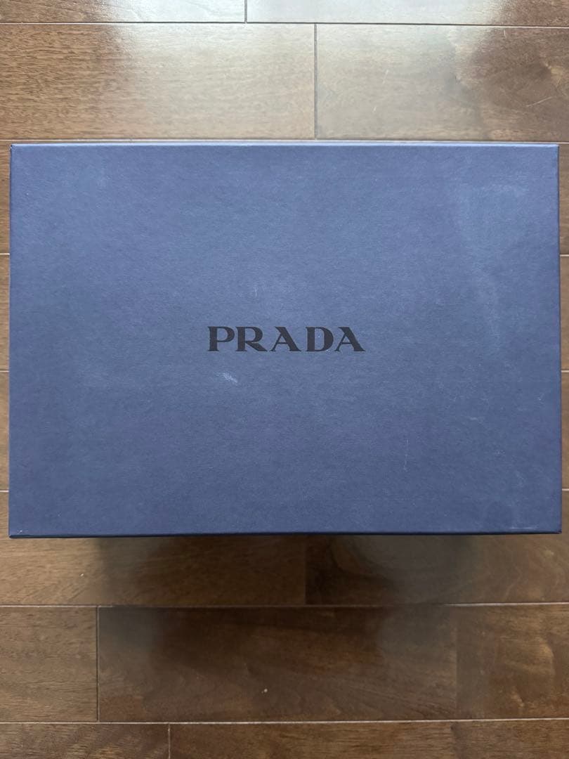 美品！PRADA スニーカー 37