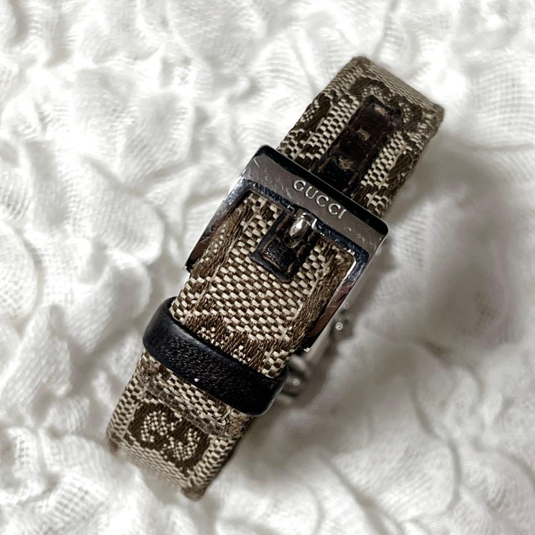 希少✨グッチ 8600J スクエアフェイス GG 腕時計 レディース　ウォッチ